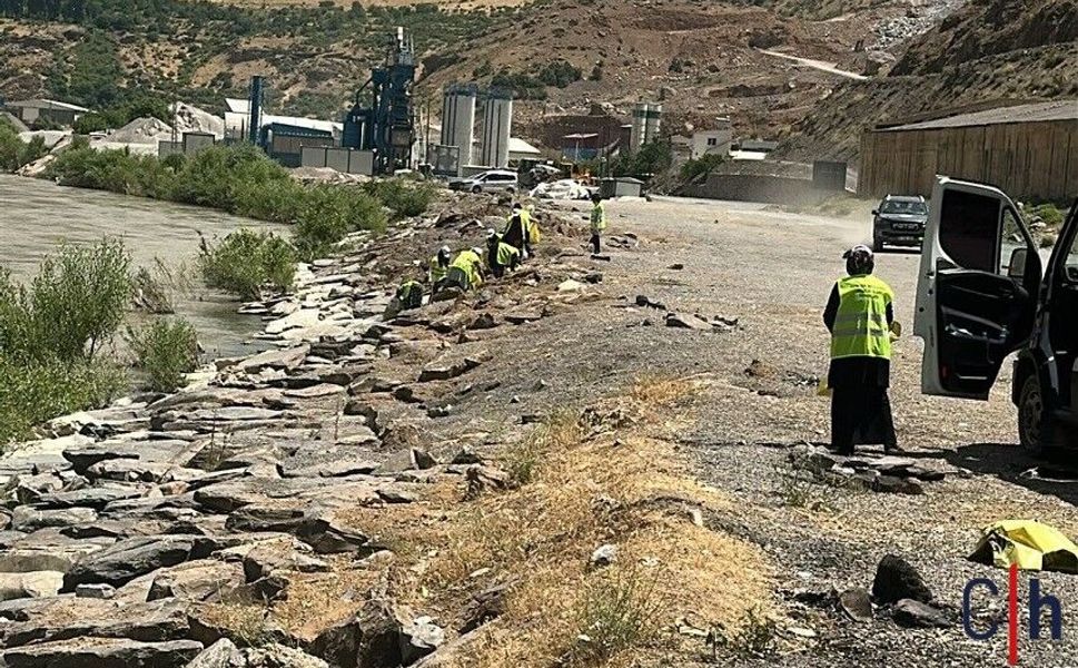 Sümbül Dağı Eteklerinde Temizlik Seferberliği: Belediye Ekipleri Çöpleri Topladı
