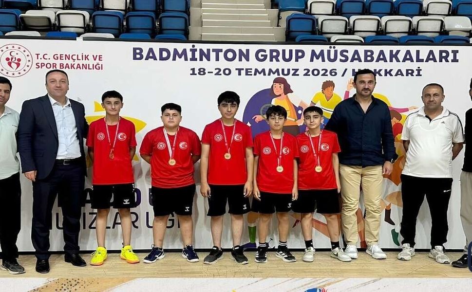 Hakkari Badminton Takımı ANALİG’de Yarı Finale Yükseldi