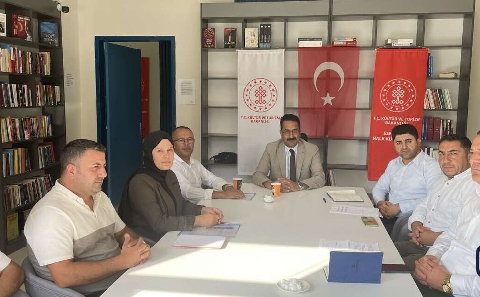 Hakkâri’de Halk Kütüphaneleri Esendere’de Bir Araya Geldi