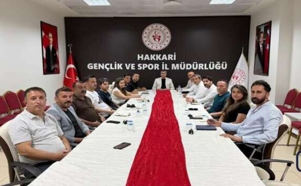 Hakkâri Gençlik ve Spor’da Yeni Dönem Planlaması Masaya Yatırıldı