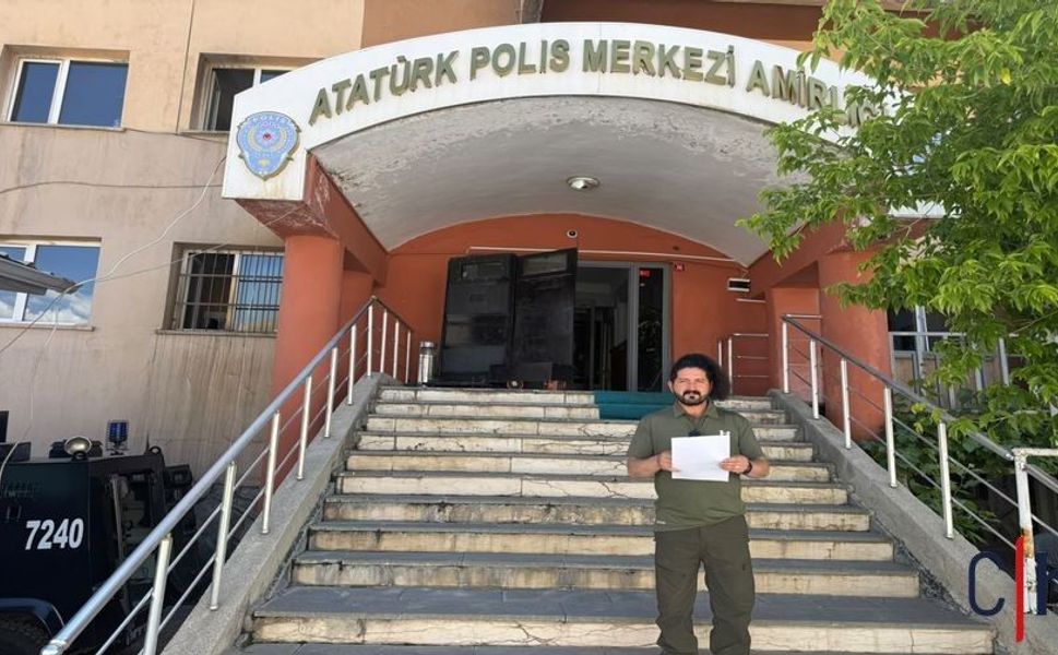 Gazeteci Mimar Kaya: “Reşit olmayan öğrencilerin siyasi malzeme yapılması etik değildir”