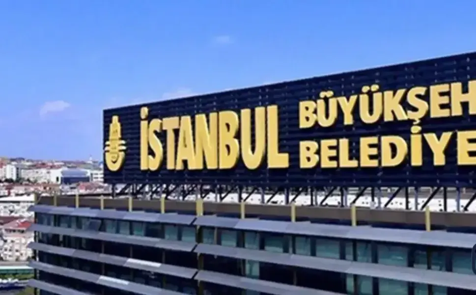 İBB'nin ALO 153 Hattında Kürtçe Dönemi: Delal Günel'in Mücadelesi Sonuç Verdi
