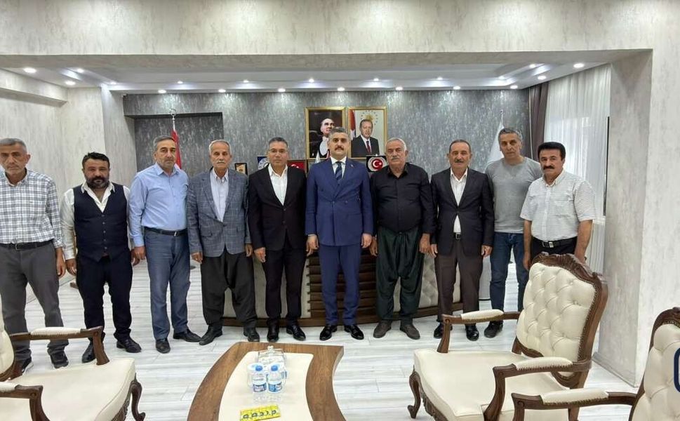 Bağlar Mahallesi'nden Belediye Başkan Yardımcısı Gürbüz'e teşekkür ziyareti
