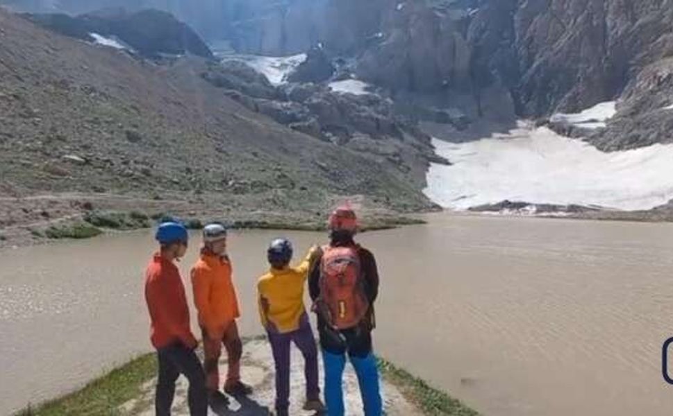 111 Dağcı Hakkâri Cilo Buzulları’nda eğitim aldı