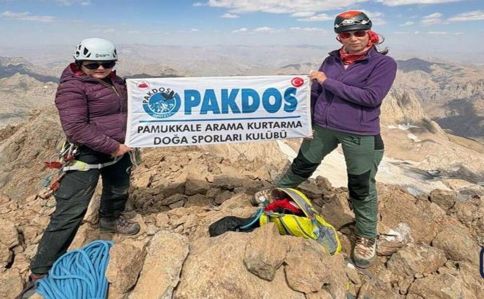 Sipa Durik Zirvesine ilk kadın Dağcılar ulaştı