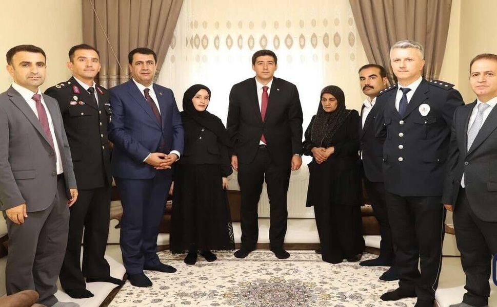 Kaymakam ve başkanlardan şehit ve gazi ailesine ziyaret