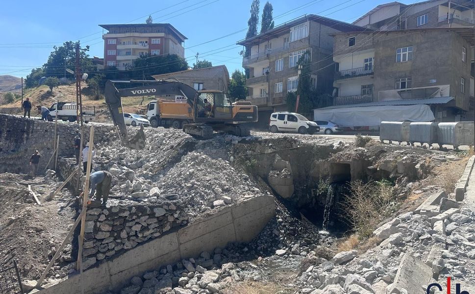 Hakkâri’de Merzan Sanayi Kavşağı yenileniyor