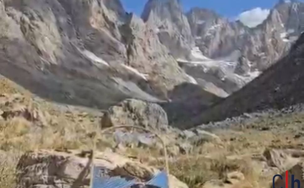 Cilo Vadisi’nde Doğaya Terk Edilen Ayna Tepki Çekti