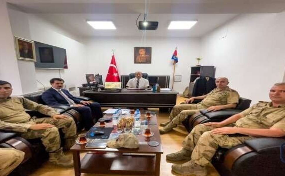 Vali Taşyapan'dan sınır birliklerine ziyaret