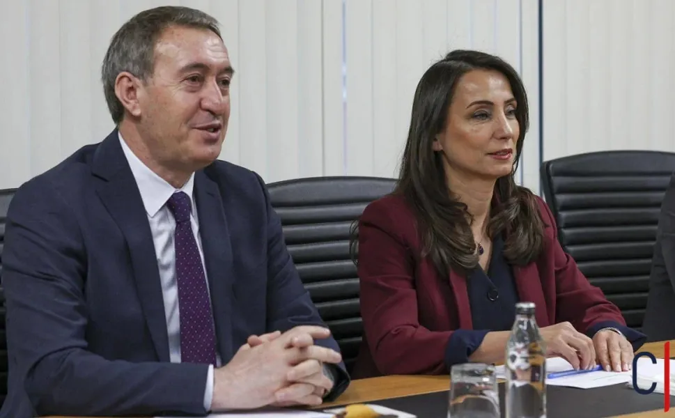 DEM Parti, Çerçeve Yasa Teklifini İmzaladı