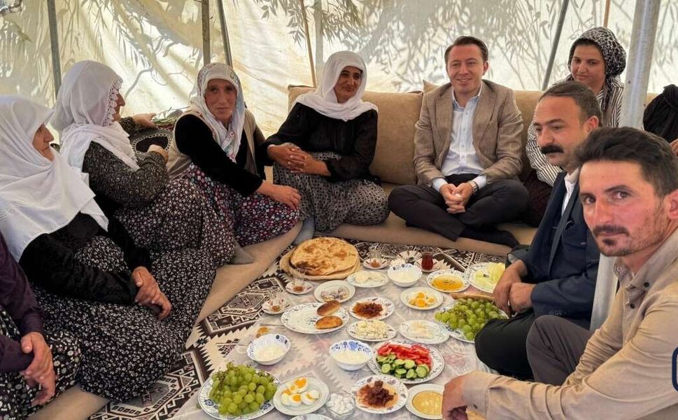 Kaymakam Volkan Hülür’den Onbaşı Köyü’ne Pazar Ziyareti