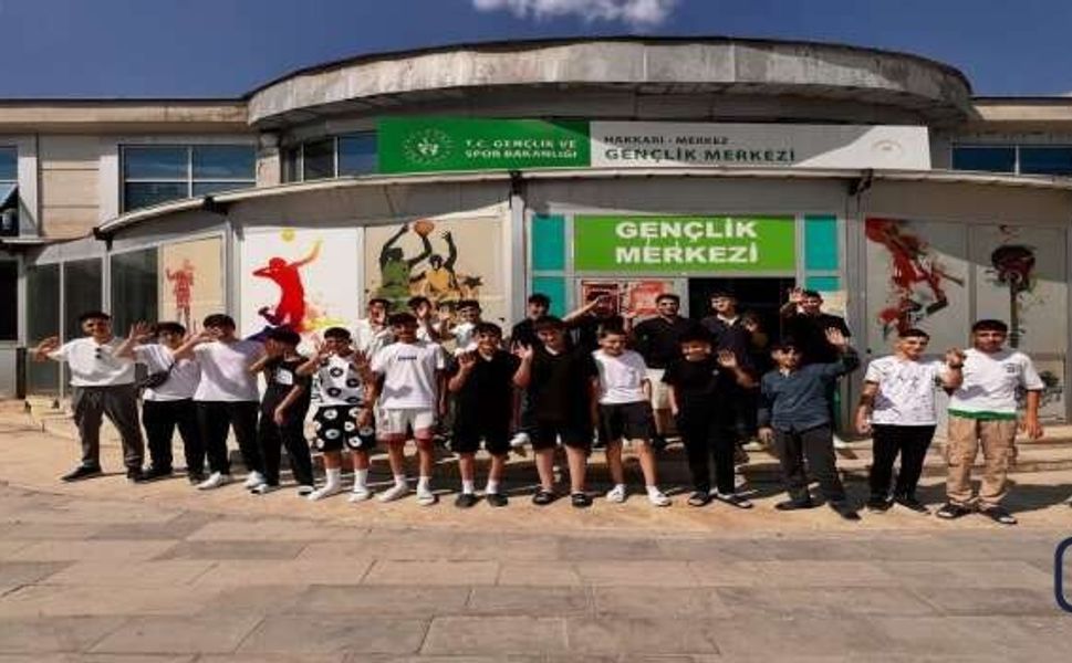 Hakkârili Gençler GSB Yaz Kampları İçin Yola Çıktı