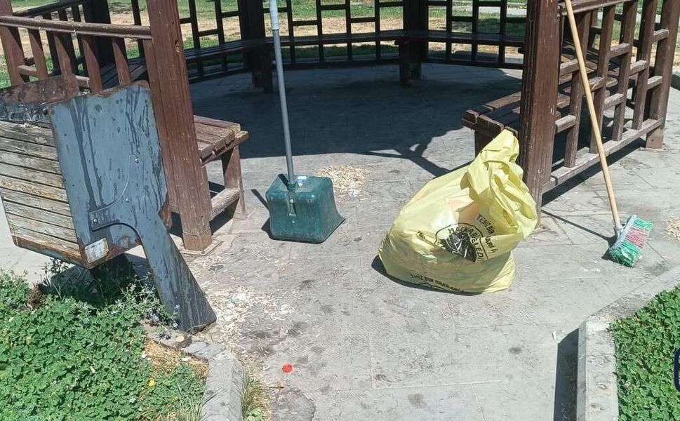 Kent Park’ta Temizlenen alanlar yeniden kirletiliyor