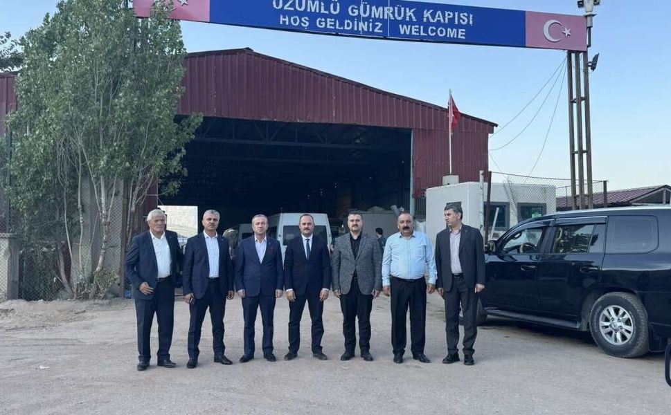 Başkan Kaya, Çukurca’da temaslarda bulundu