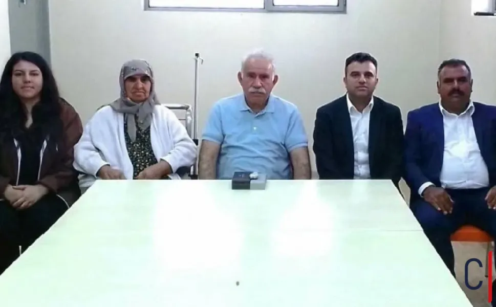 Abdullah Öcalan’ın Aile Görüşmesinden Fotoğraf İlk Kez Paylaşıldı