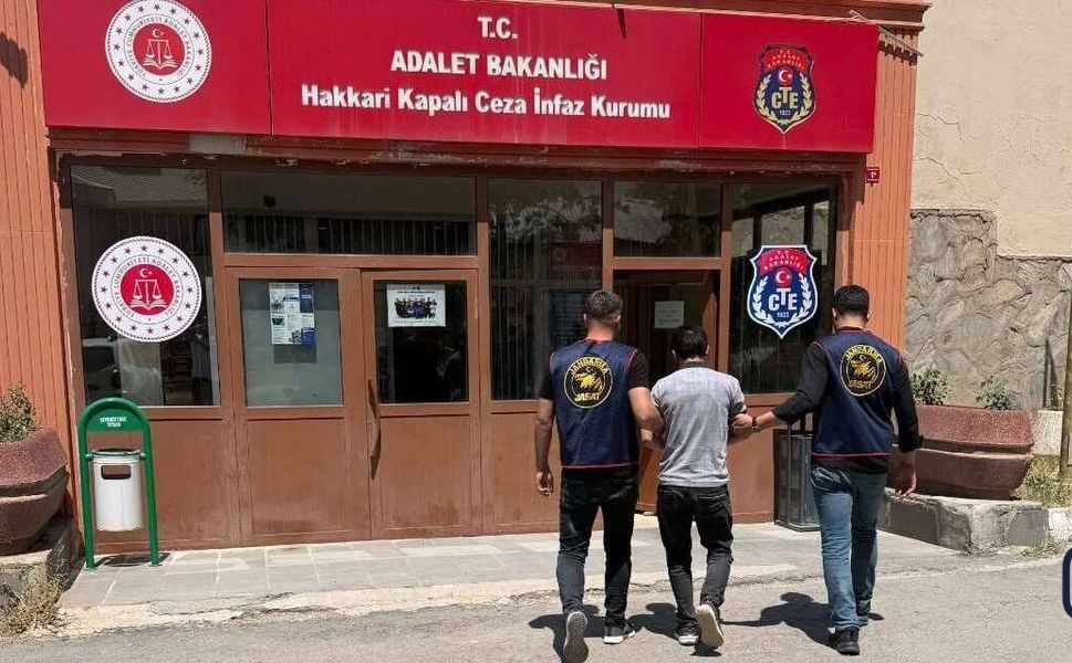 Hakkari’de JASAT’tan Operasyon: 2 Hükümlü Yakalandı