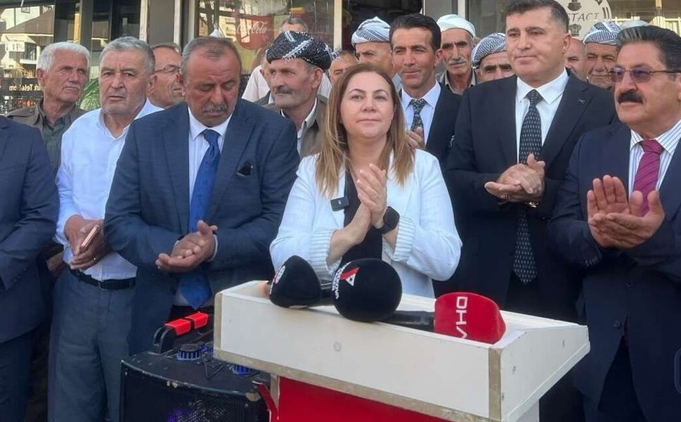 Şemdinli’de YENİ Parti’nin Yeni İlçe Binası Hizmete Açıldı
