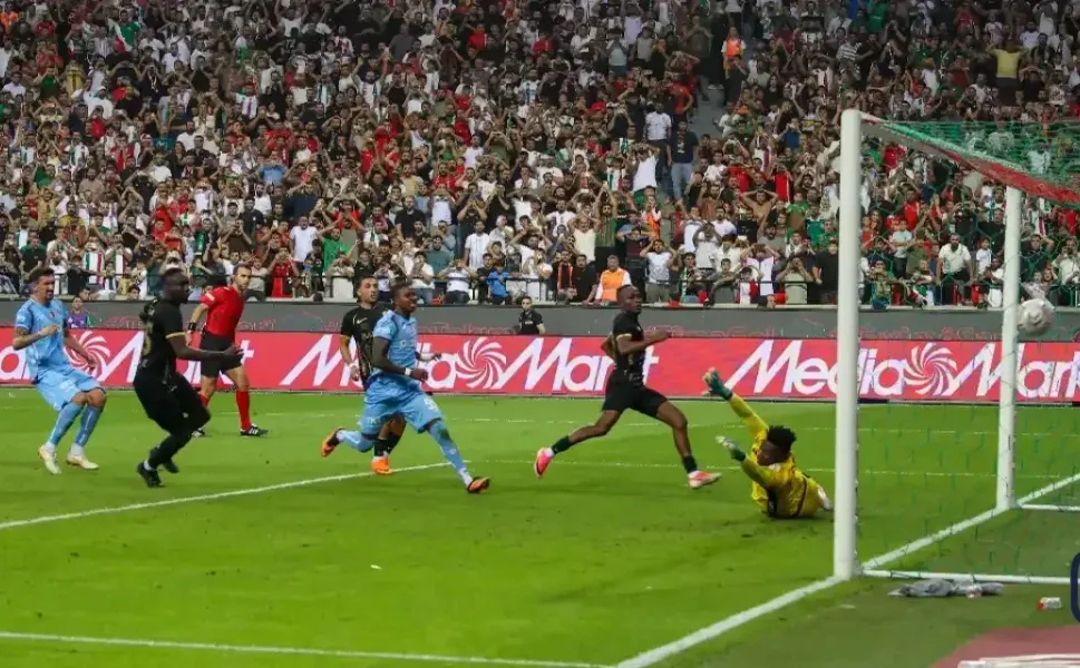 Amedspor, Trabzonspor'u 2-1 Yendi