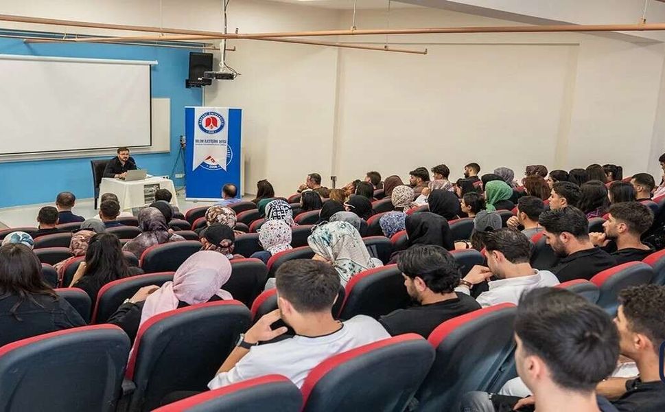 Gazze’de Yükseköğretimin yeniden inşası masaya yatırıldı