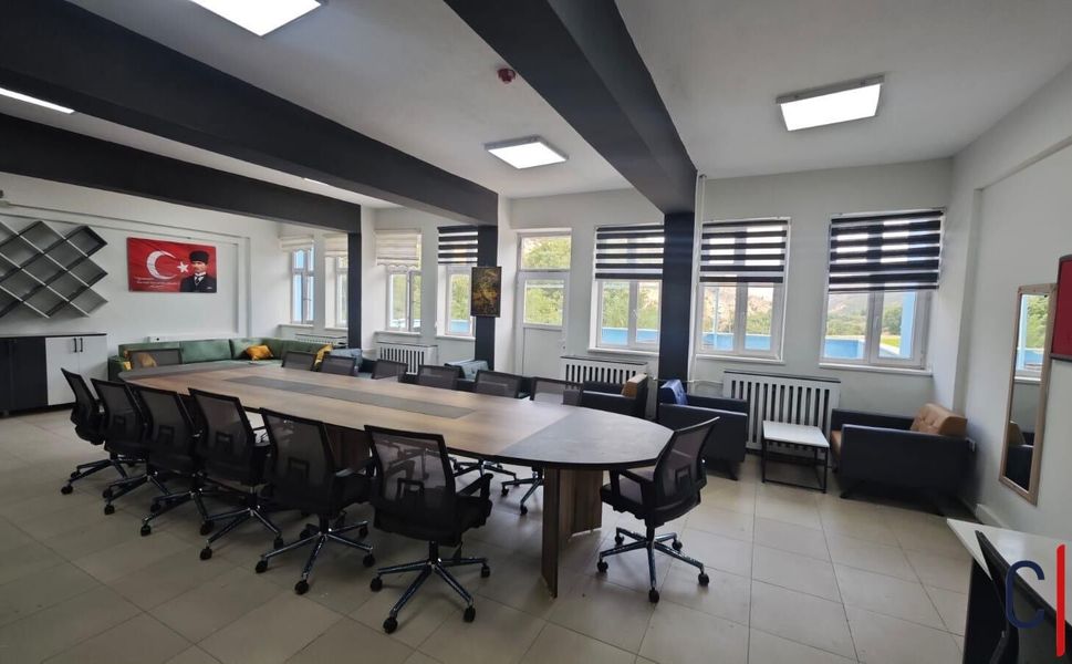 Hakkâri’de Eğitimin Kalbi Öğretmenler Odaları Yenilendi