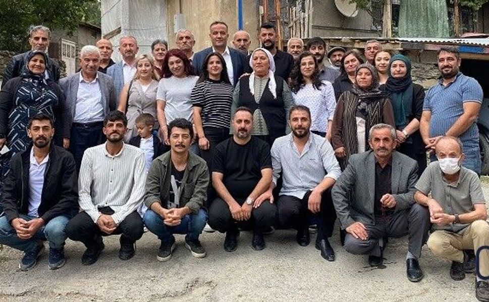 Perihan Karaman 6 yıl sonra özgürlüğüne kavuştu: Hakkâri’de karşılandı