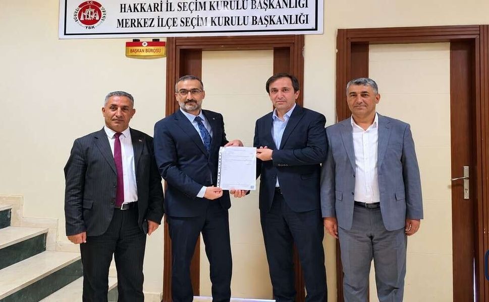 Başkan Öztepe mazbatasını aldı