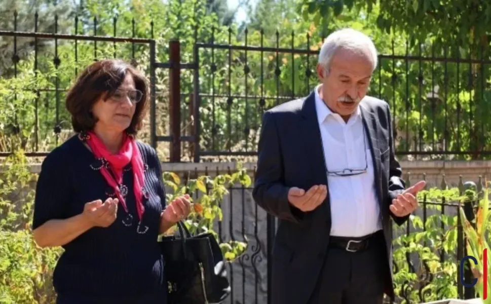 Başkan Mızraklı'dan Elçi ve Zana'nın mezarına ziyaret