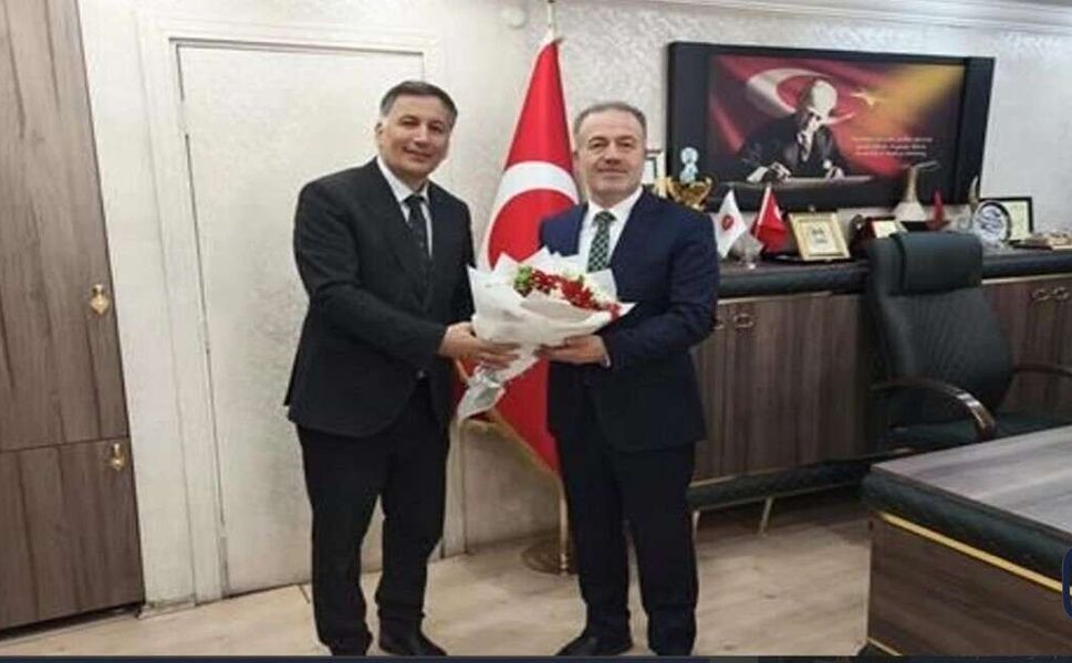 Hakkari'nin yeni müftüsü Eren görevine başladı