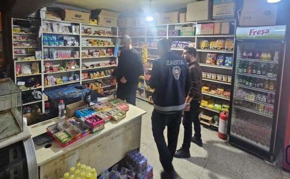 Hakkari’de Zabıta ekiplerinden gece denetimi