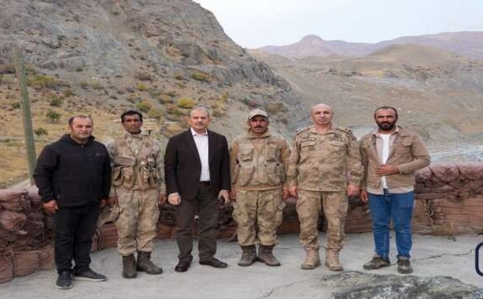 Vali Taşyapan’dan heyelan bölgesindeki koruculara ziyaret