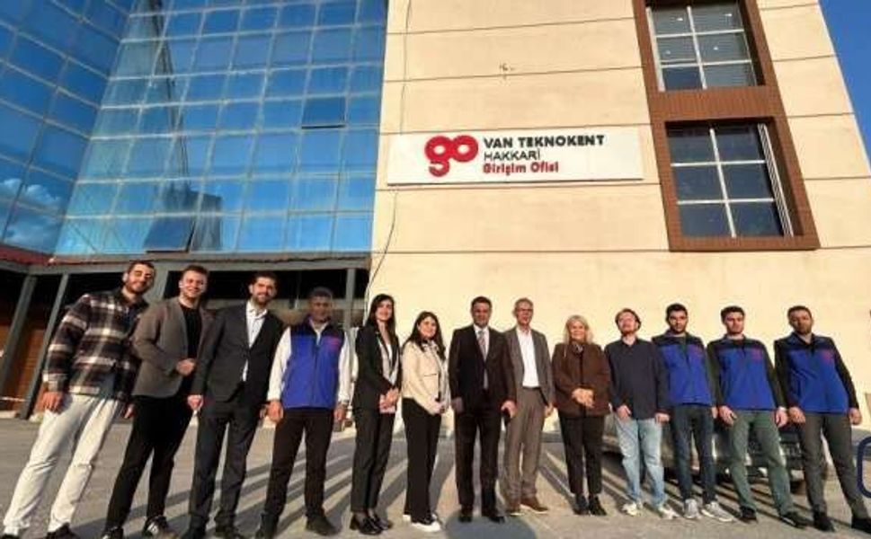 Van ve Hakkâri’den Girişim Hamlesi