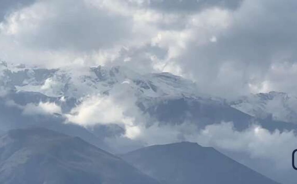 Cilo dağlarına yılın ilk karı düştü