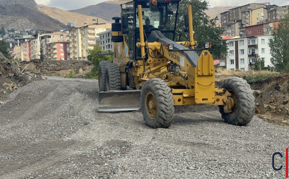 Hakkâri Minikent Kır Düğün Bahçesi’ne Yeni Yol Açıldı