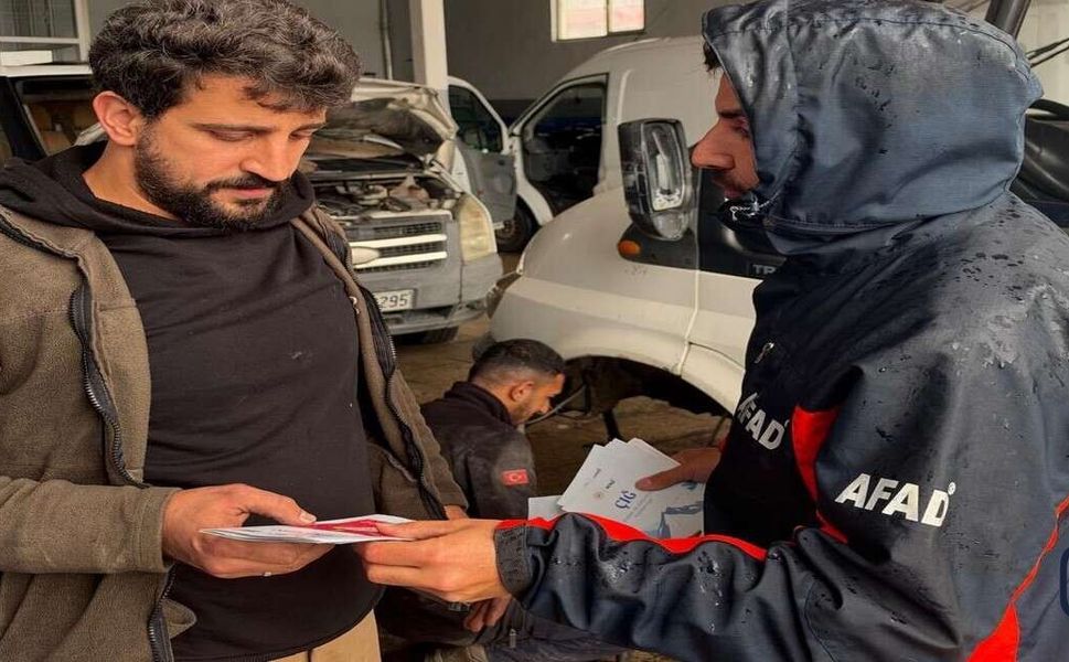 Hakkari’de vatandaşlara afet eğitimi verildi
