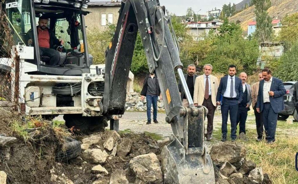 Hakkari’de 210 Sokak’ta Doğalgaz çalışması başlatıldı